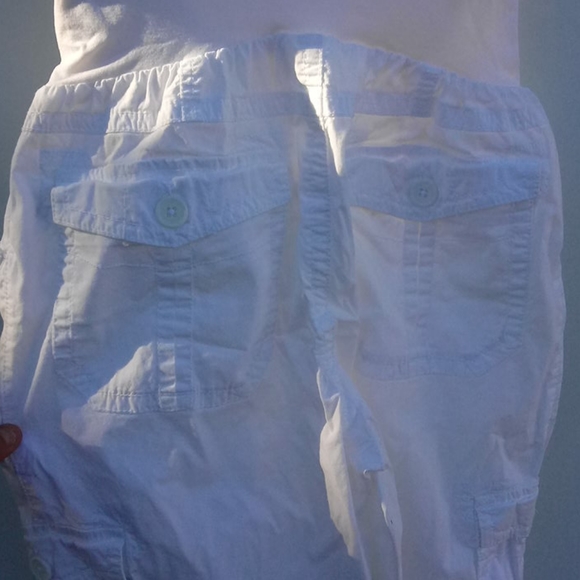 White Maternity Motherhood Capri Pant Summer Small - Picture 8 of 12